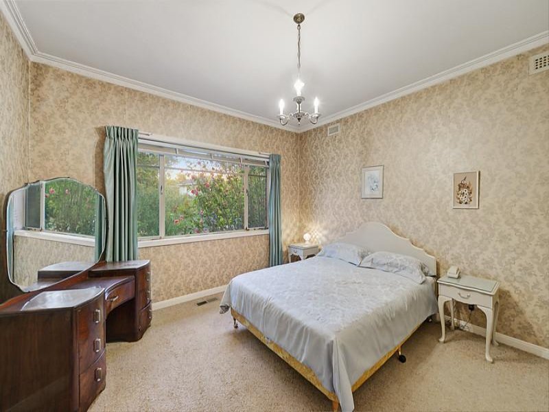 29 Macedon Avenue, Balwyn North image 7