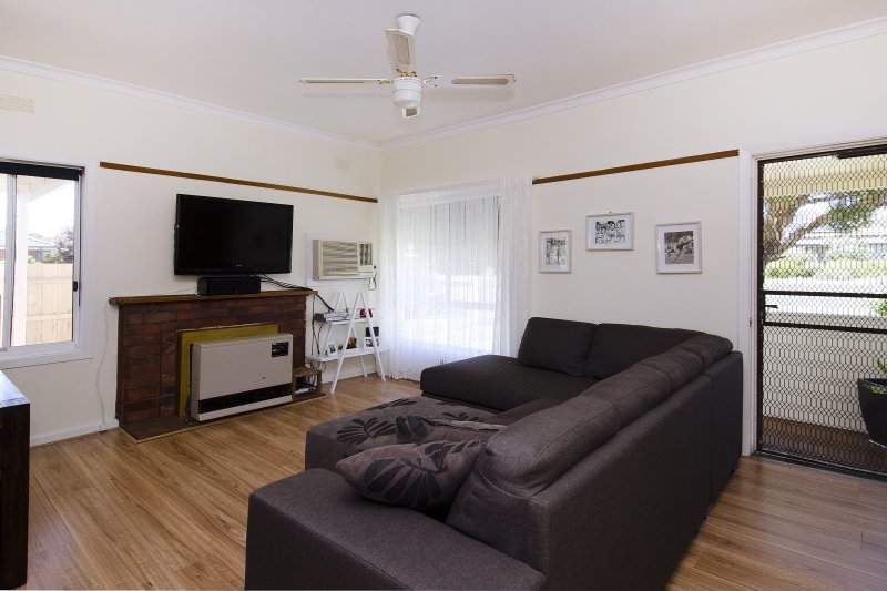 29 McNeill Avenue, East Geelong image 6
