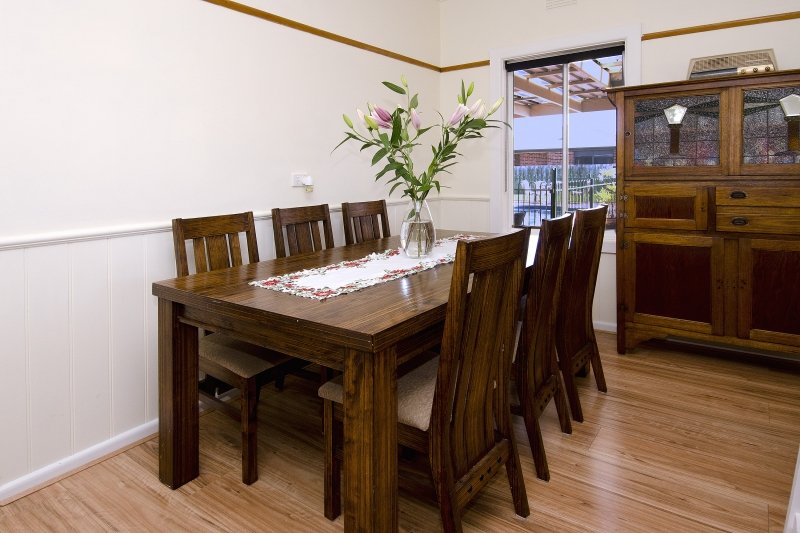 29 McNeill Avenue, East Geelong image 8