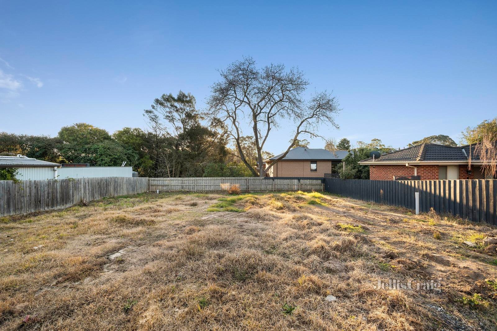 2/9 Monomeith Street, Mooroolbark image 1