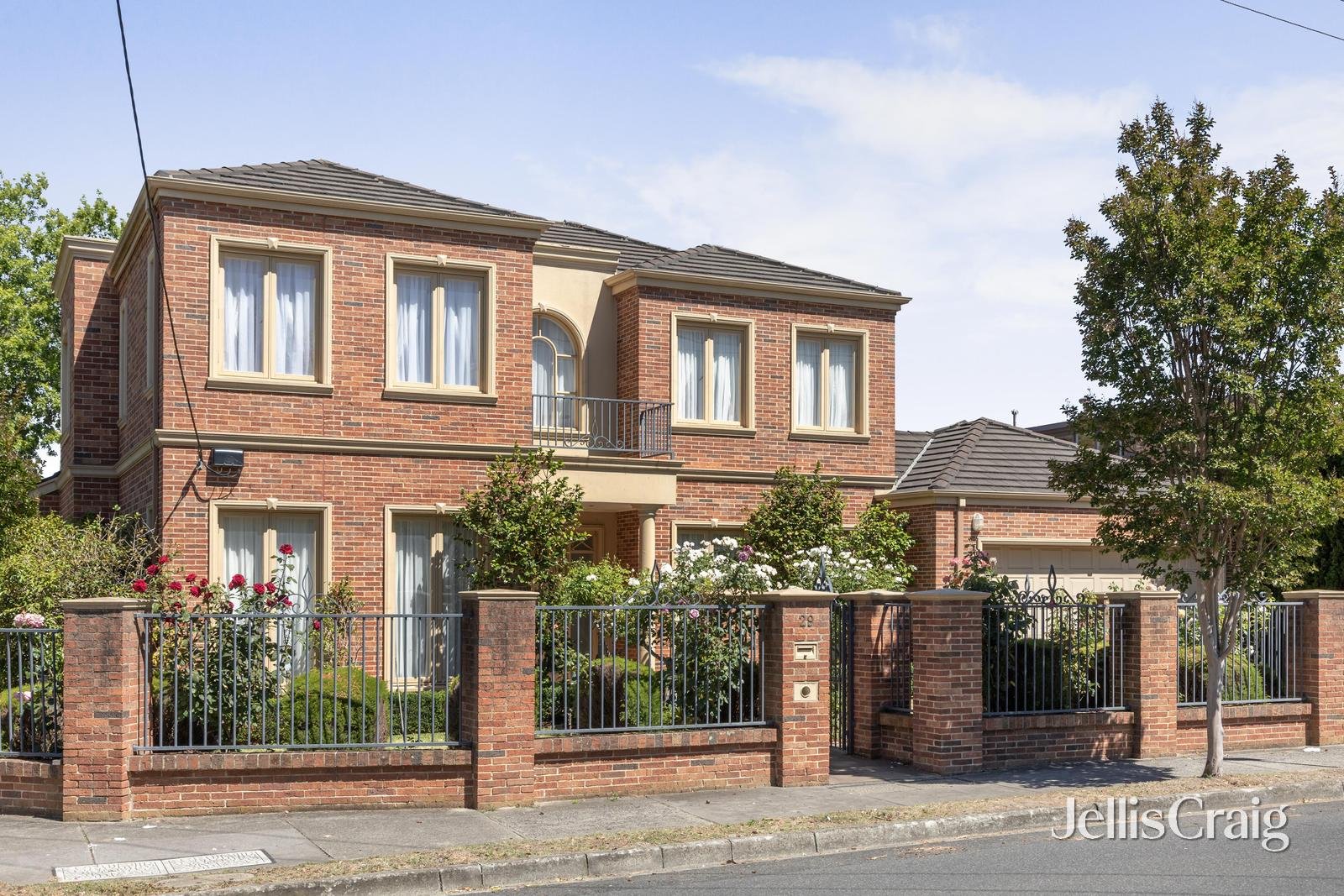 29 Mont Victor Road, Kew image 1