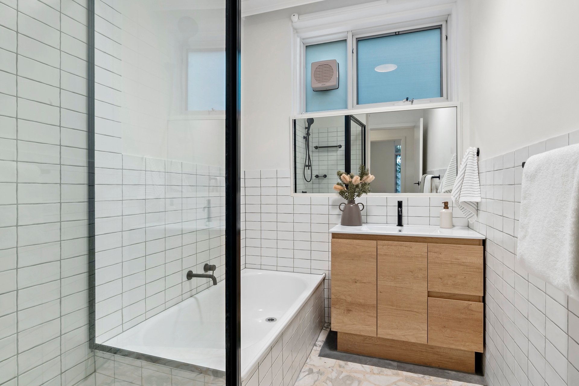Property Gallery Thumbnail 5