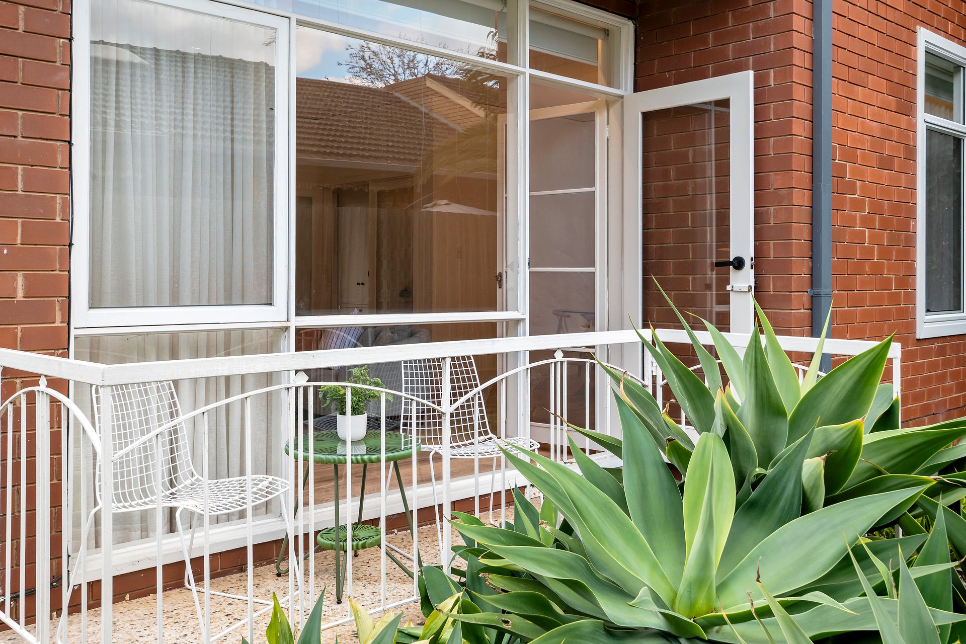Property Gallery Thumbnail 10