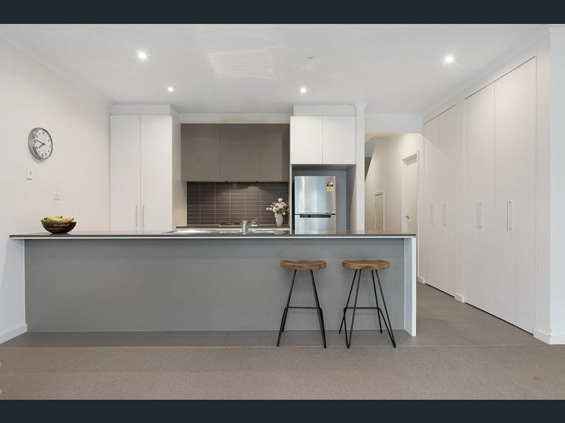 29 Newport Drive, Mulgrave image 4