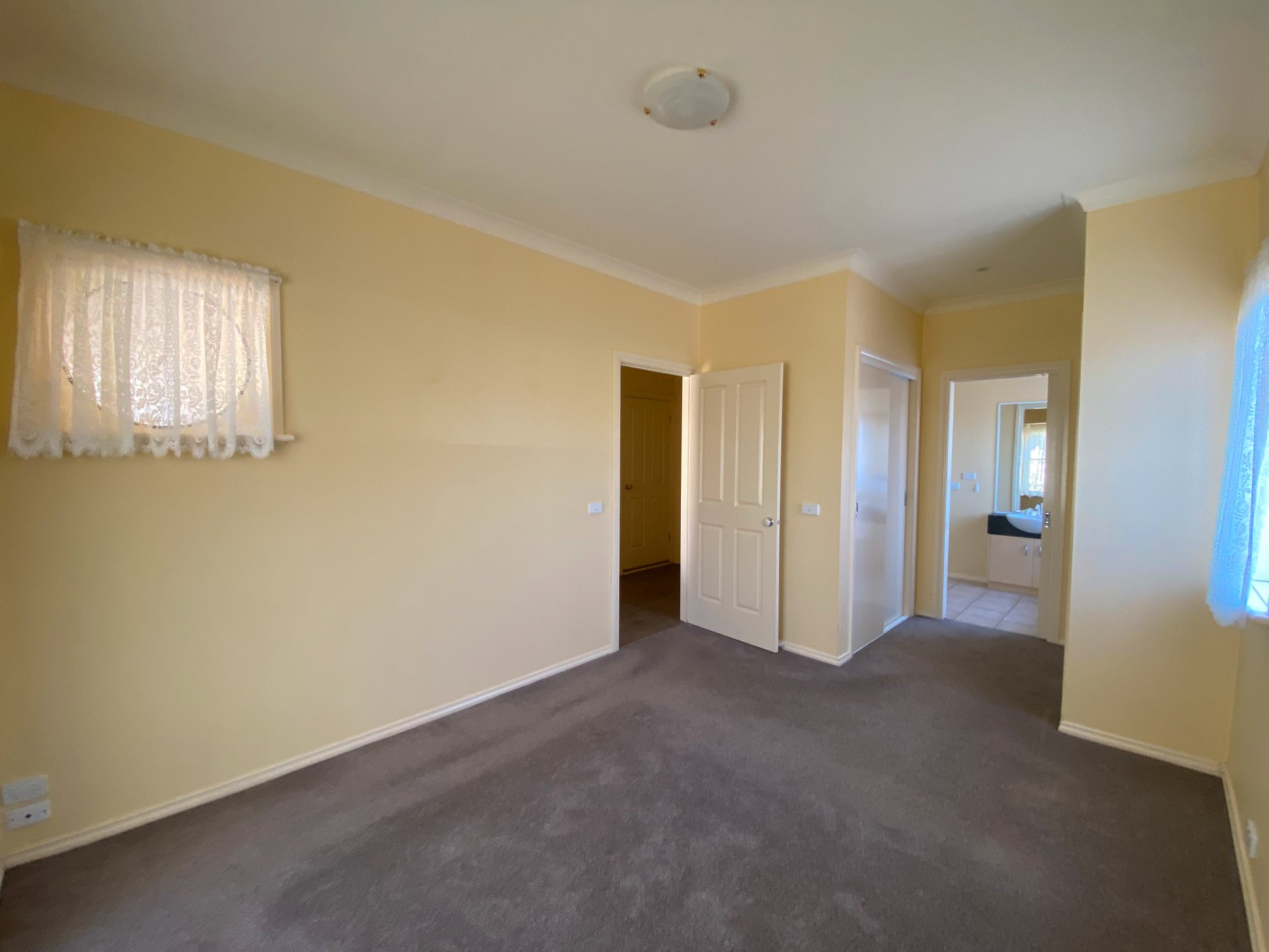 2/9 Oakview Court, Highton image 7