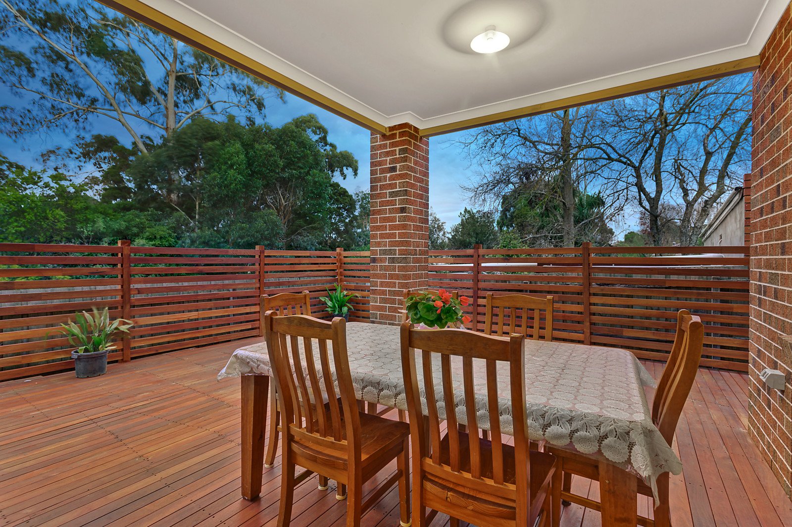 29 Packham Crescent, Glen Waverley image 9