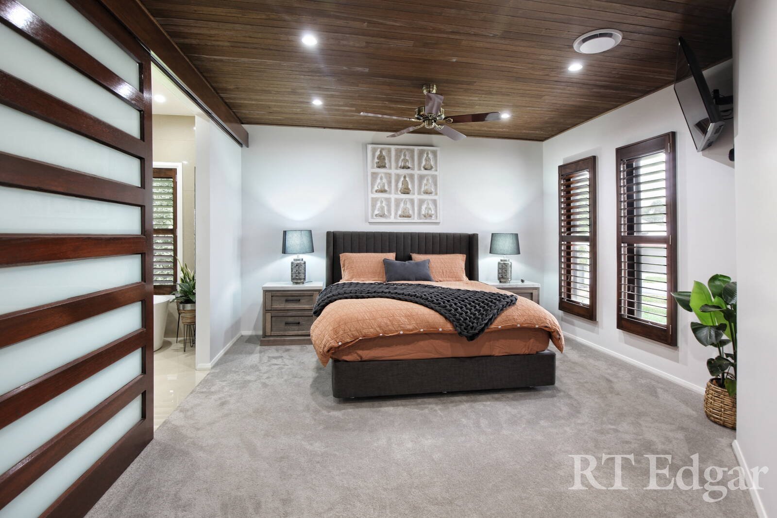 Property Gallery Thumbnail 6