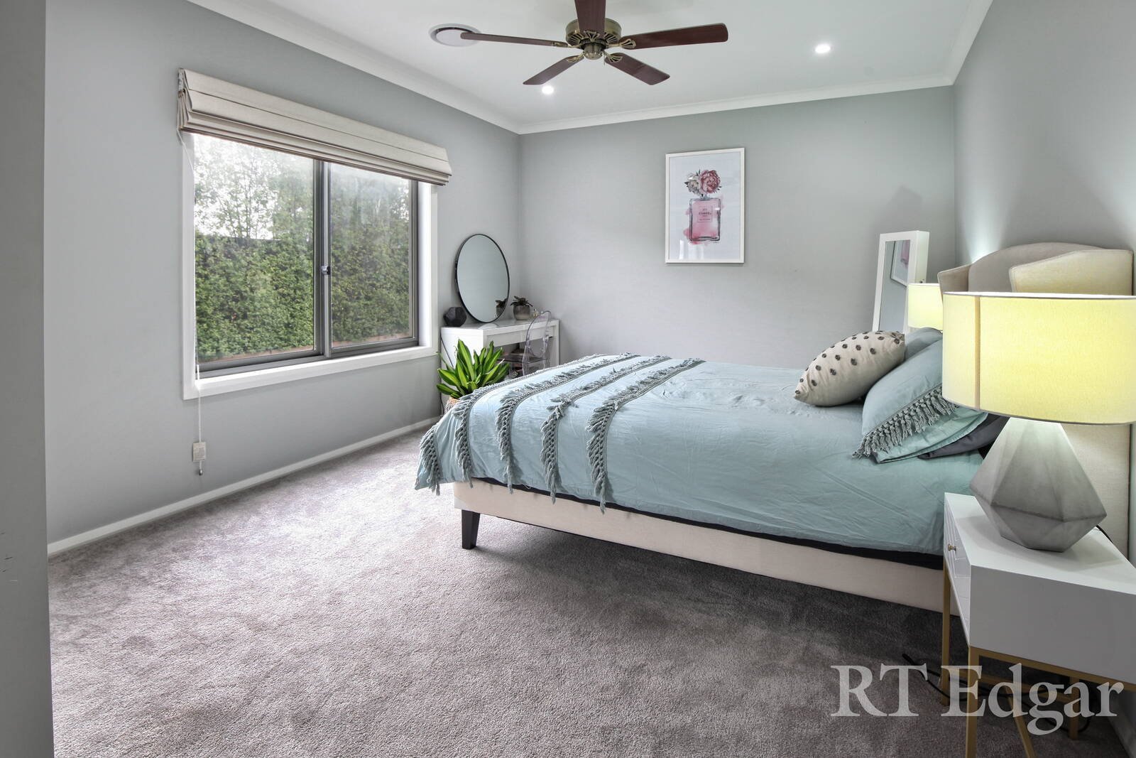 Property Gallery Thumbnail 8