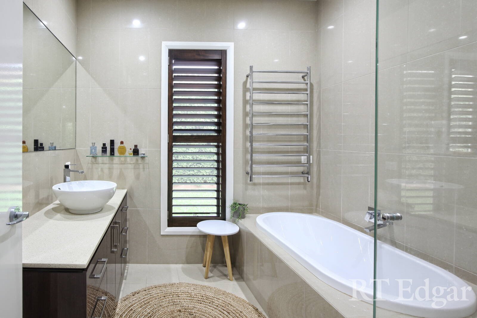 Property Gallery Thumbnail 9