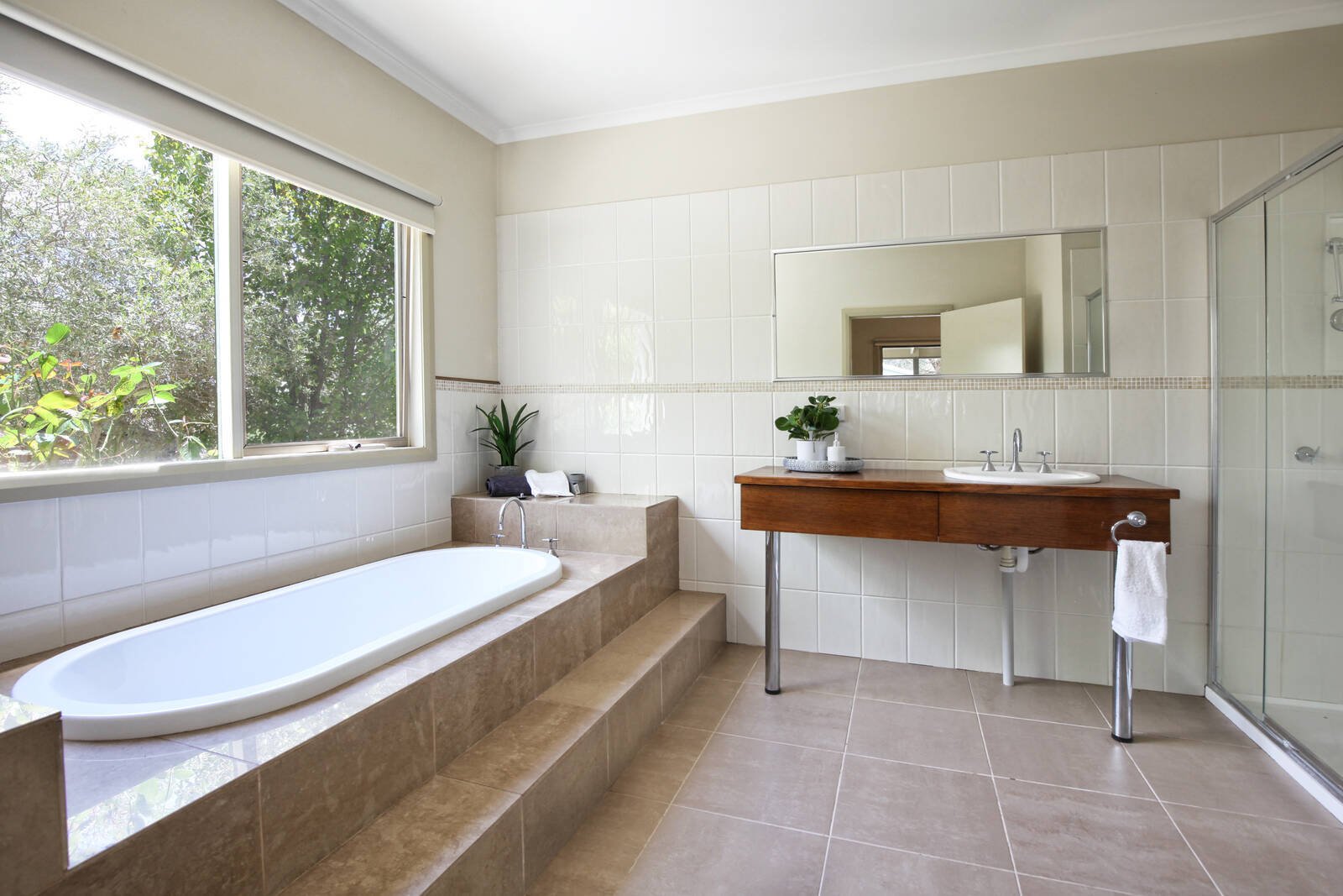 Property Gallery Thumbnail 7