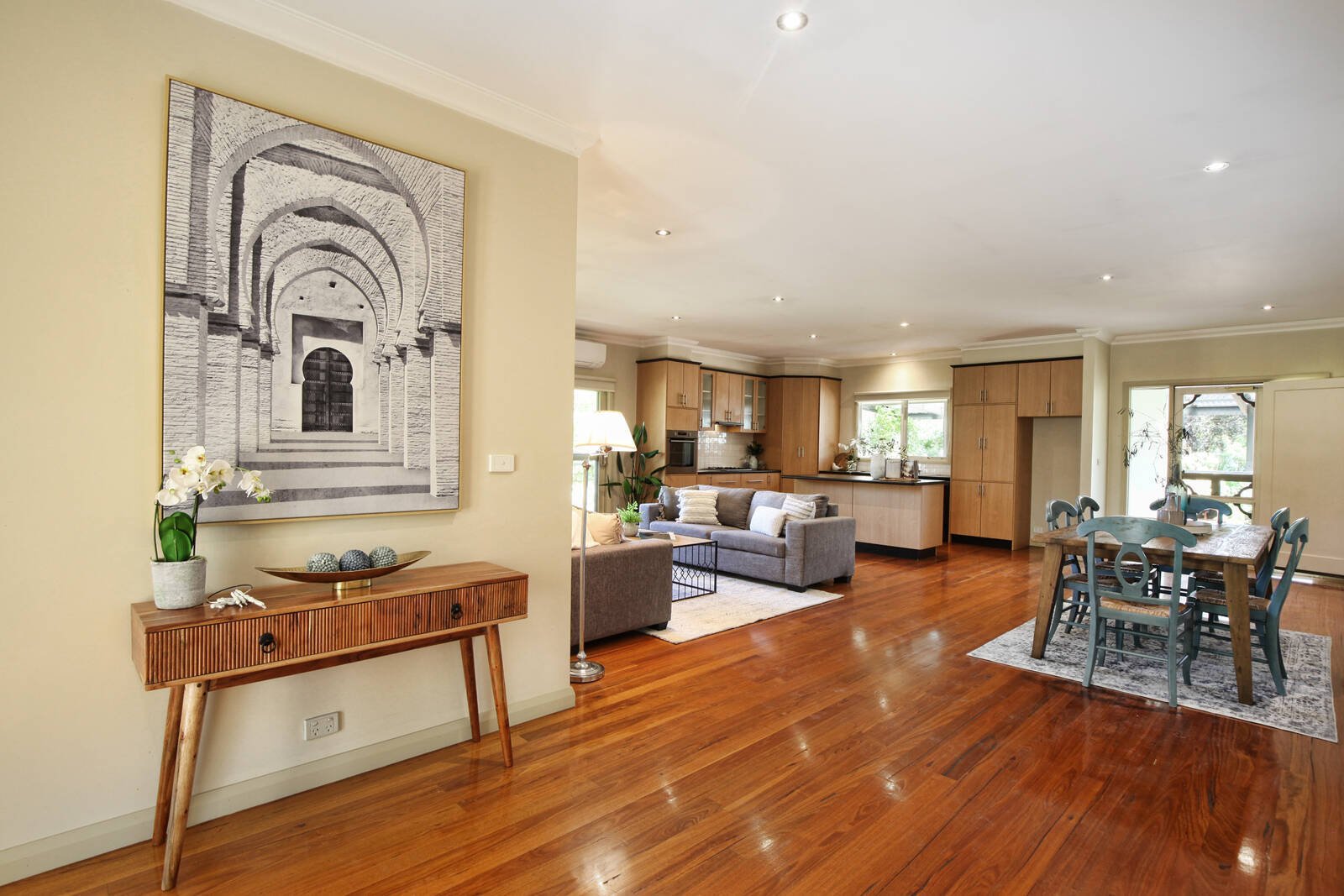 Property Gallery Thumbnail 10