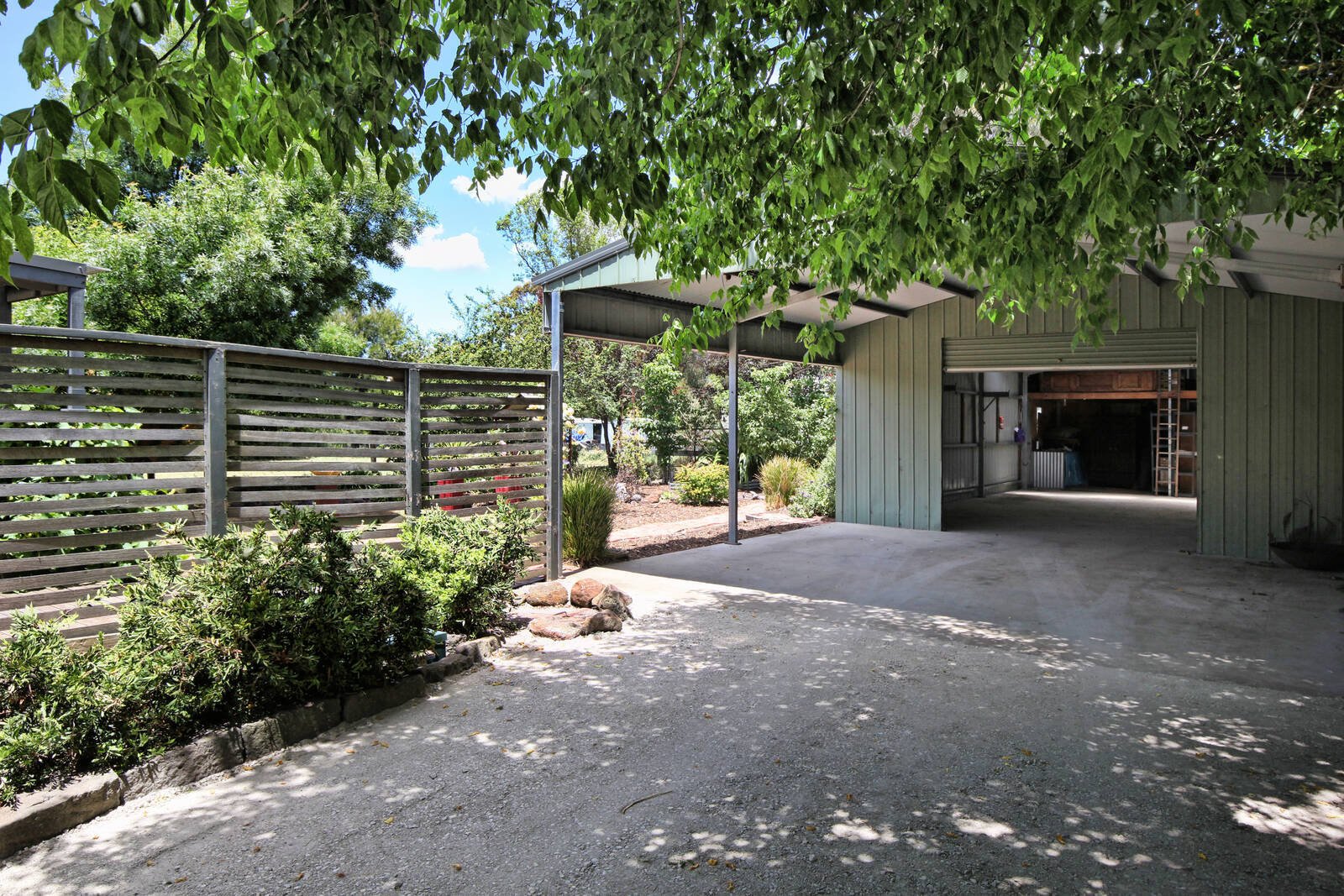 Property Gallery Thumbnail 13