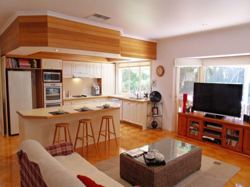 29 Pembroke Street, Surrey Hills image 4