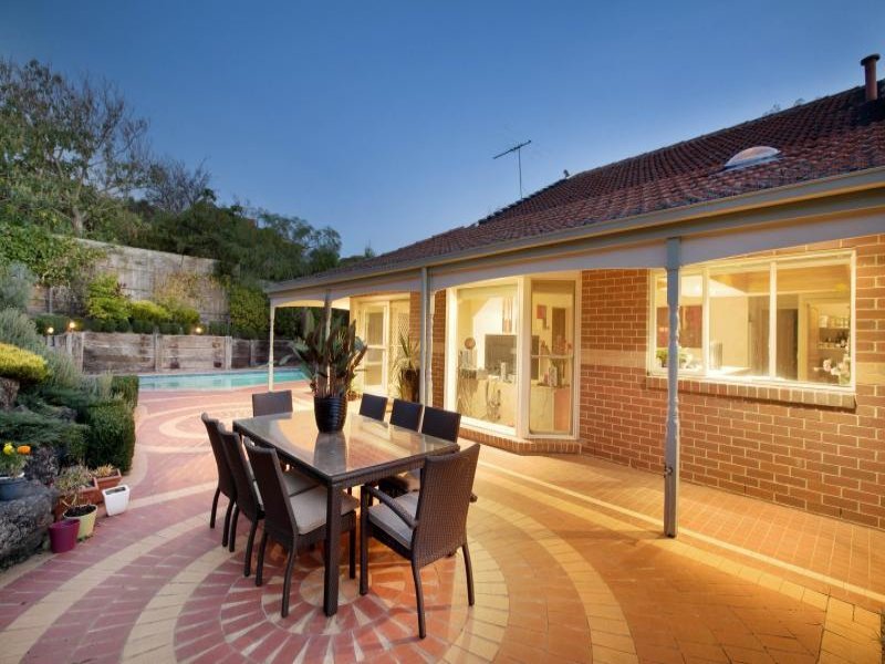 29 Pembroke Street, Surrey Hills image 5