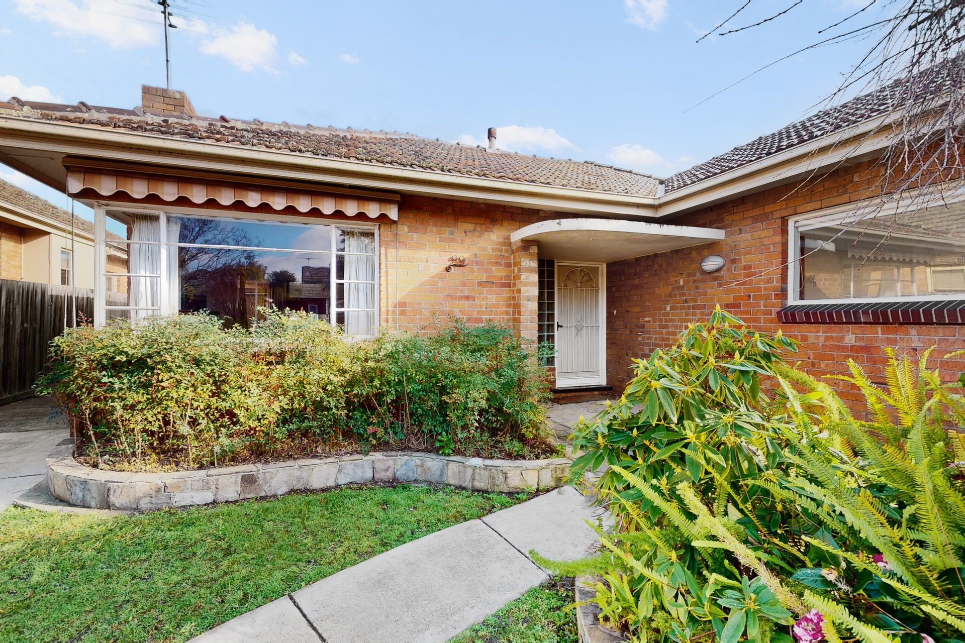 29 Peterleigh Grove, Essendon image 13