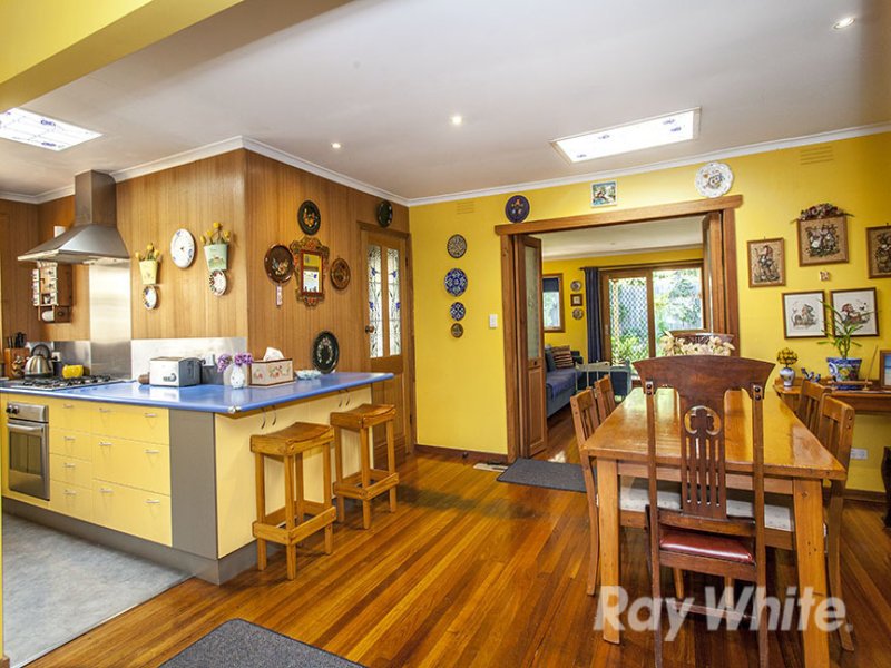 29 Plymouth Street, Glen Waverley image 3