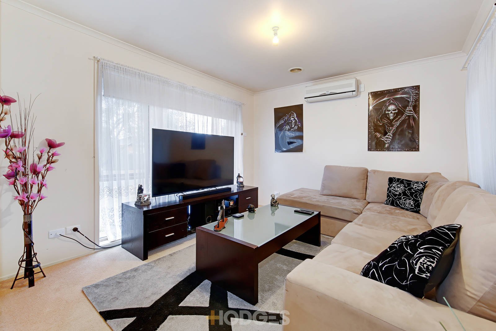 29 Queensbury Way Werribee