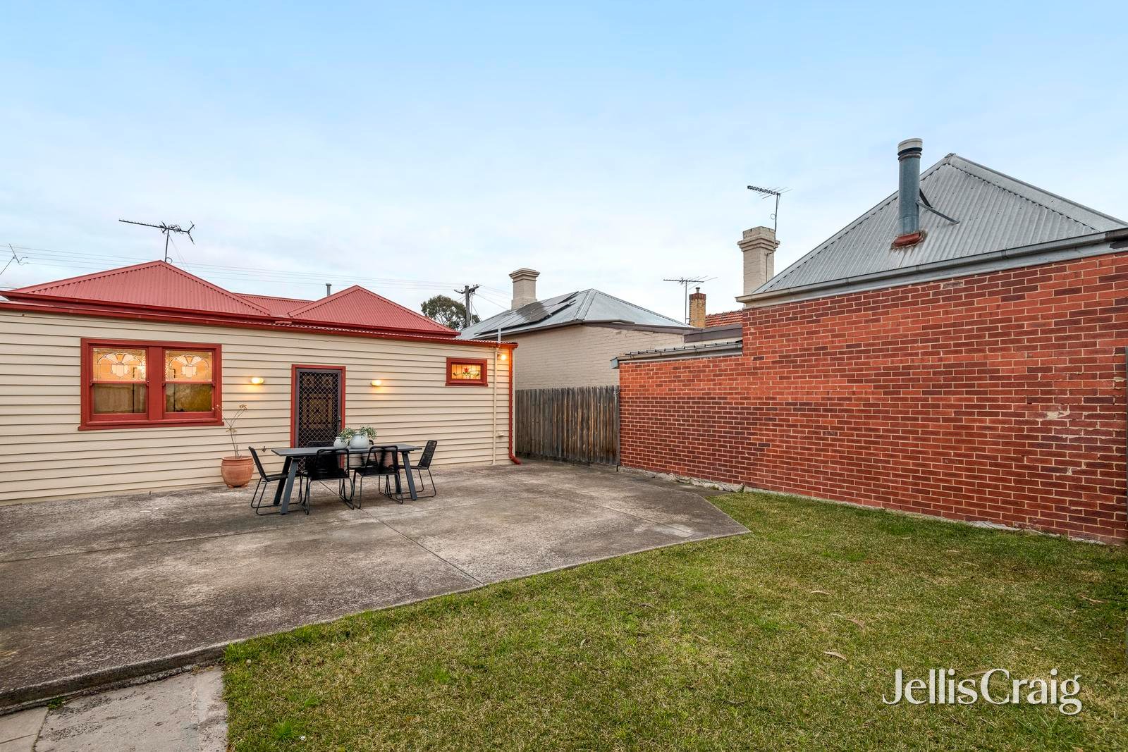 29 Raleigh Street, Thornbury image 8