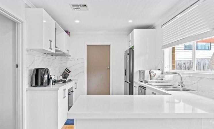 29 Reserve Road, Ringwood image 2