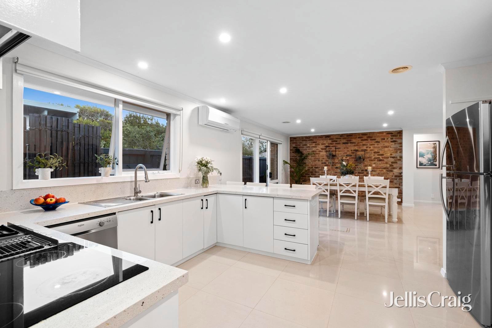 29 Ridley Street, Blairgowrie image 5