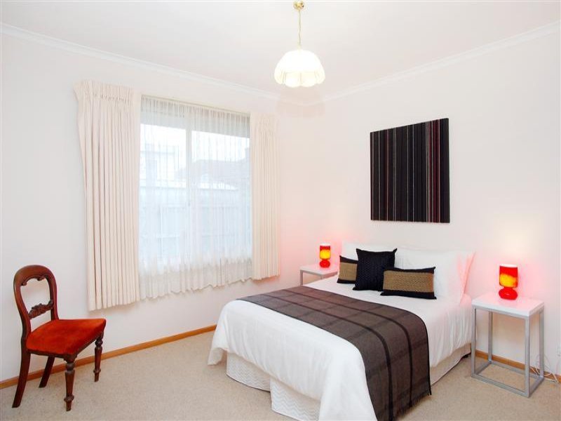 29 Shackleton Street, Belmont image 5