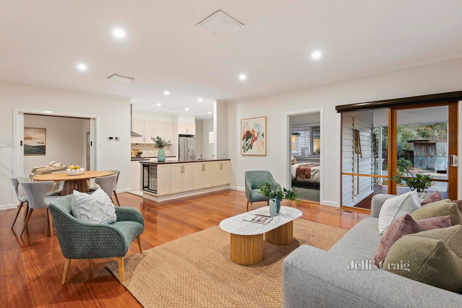 29 Smith Avenue, Croydon image 6
