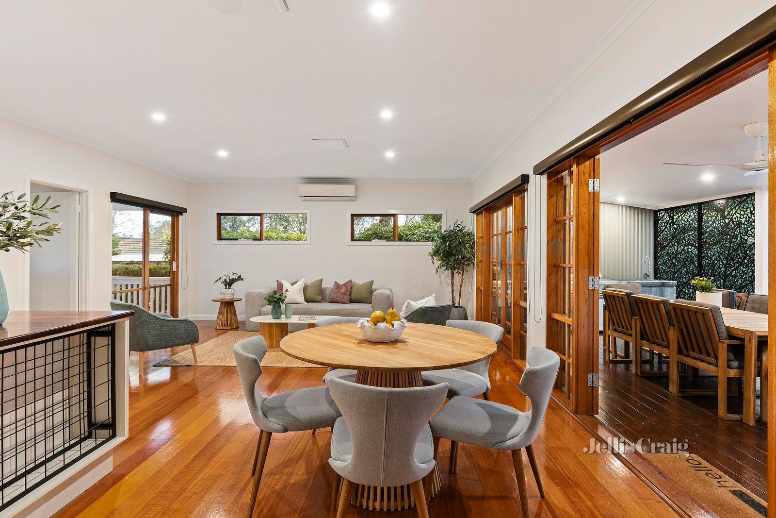 29 Smith Avenue, Croydon image 10