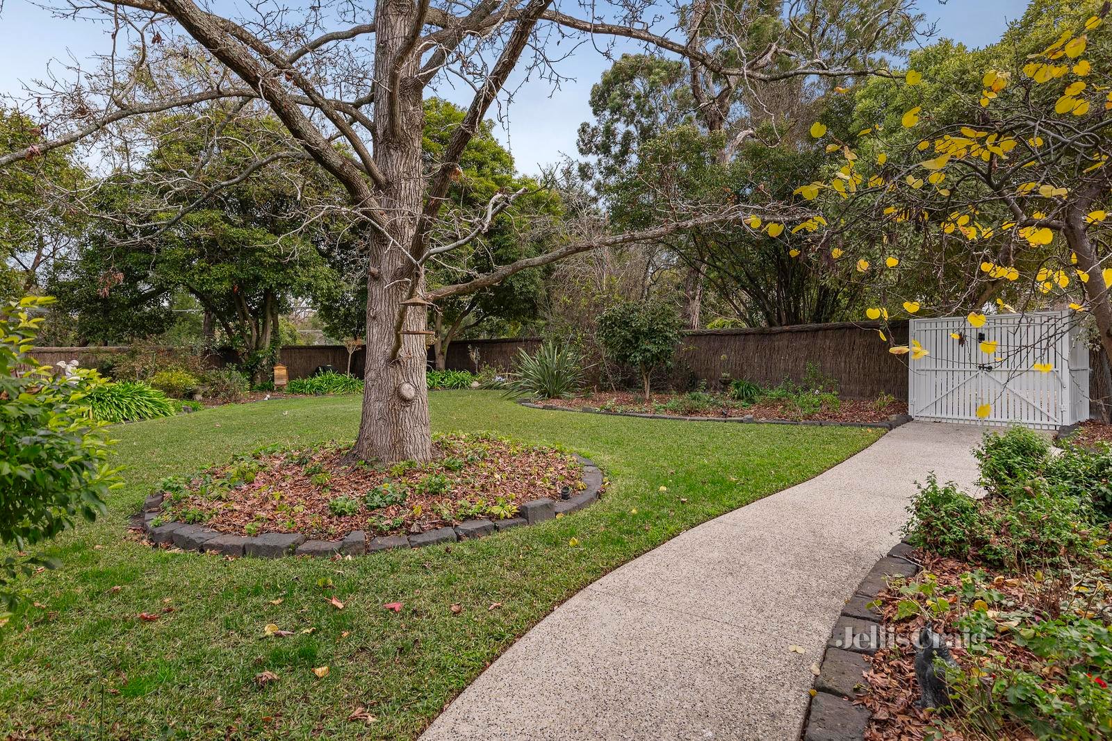 29 Smith Avenue, Croydon image 22