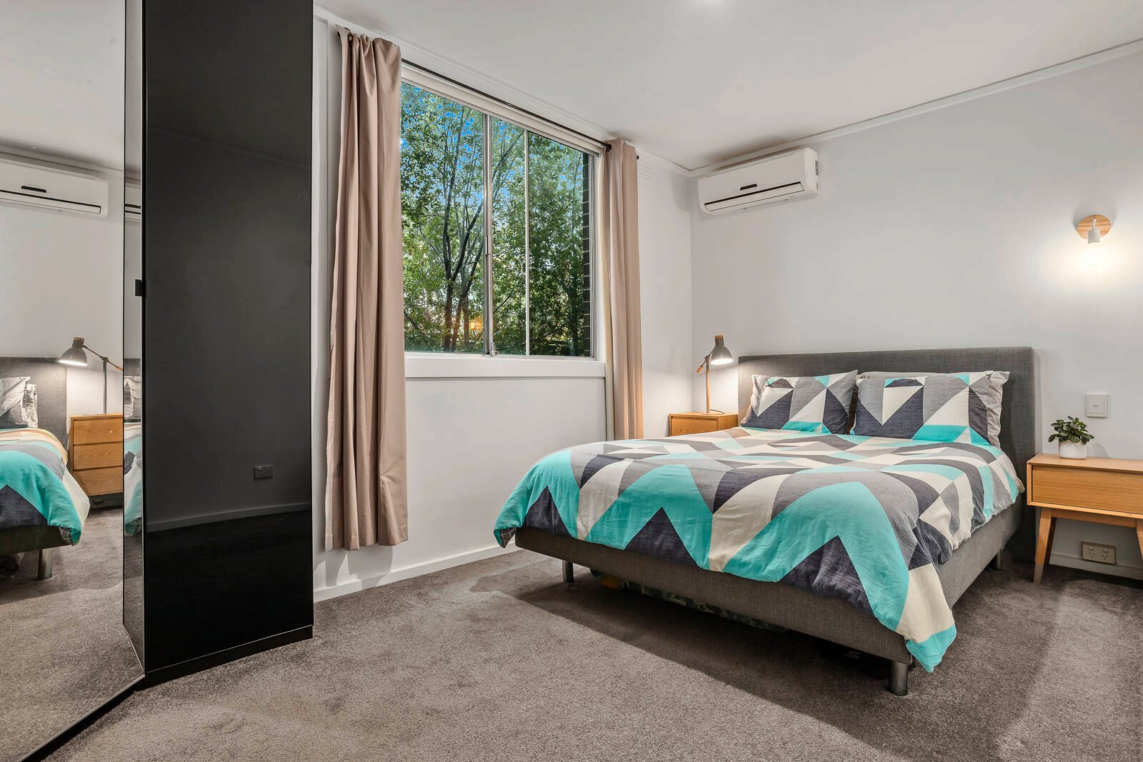 Property Gallery Thumbnail 7