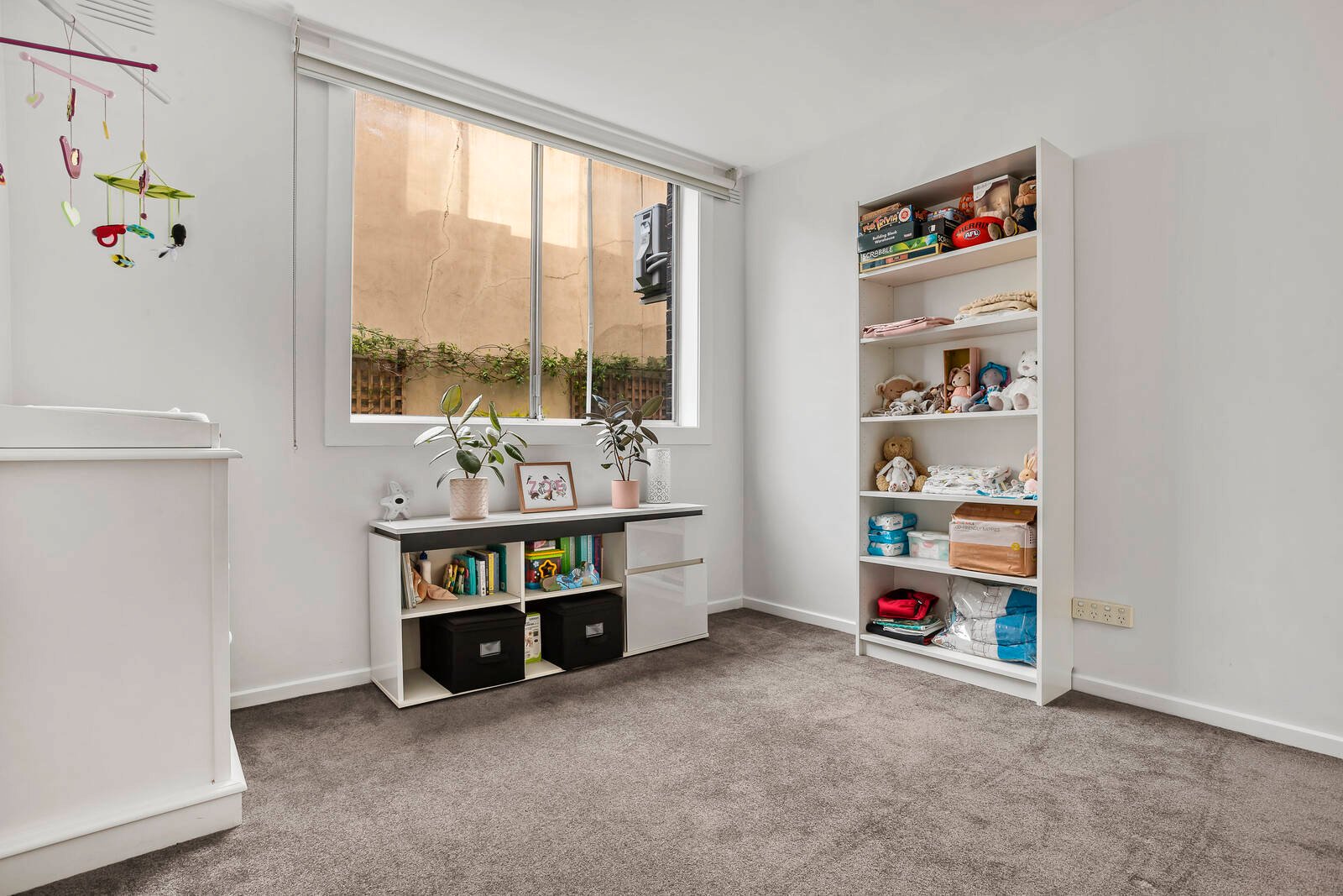 Property Gallery Thumbnail 10