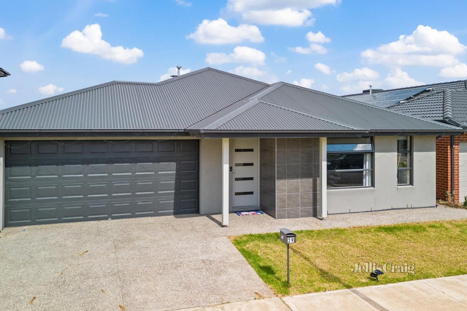 29 Somerton Avenue, Donnybrook image 3