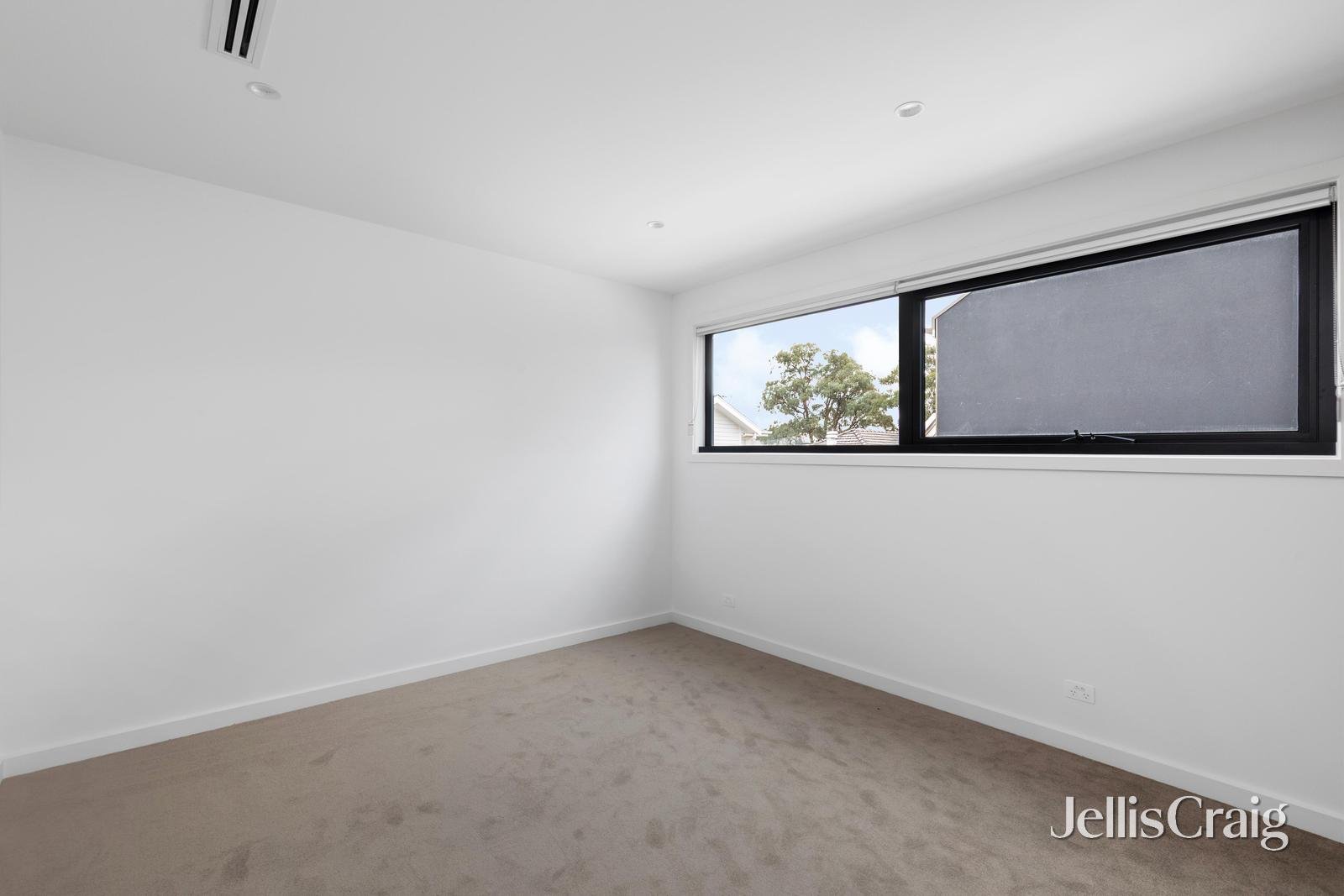 2/9 Springfield Street, Briar&nbsp;Hill image 11