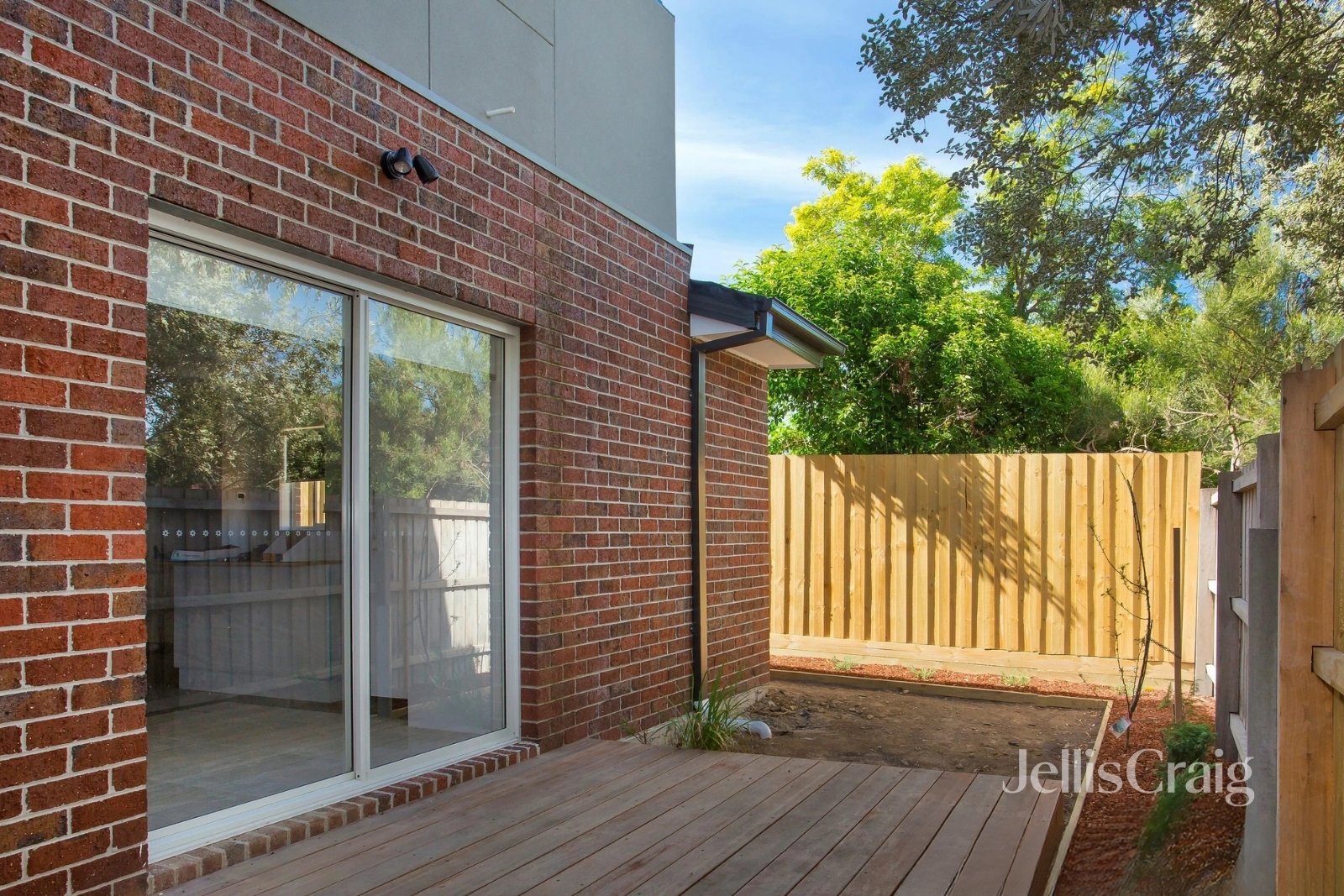 2/9 Station Road, Rosanna image 4