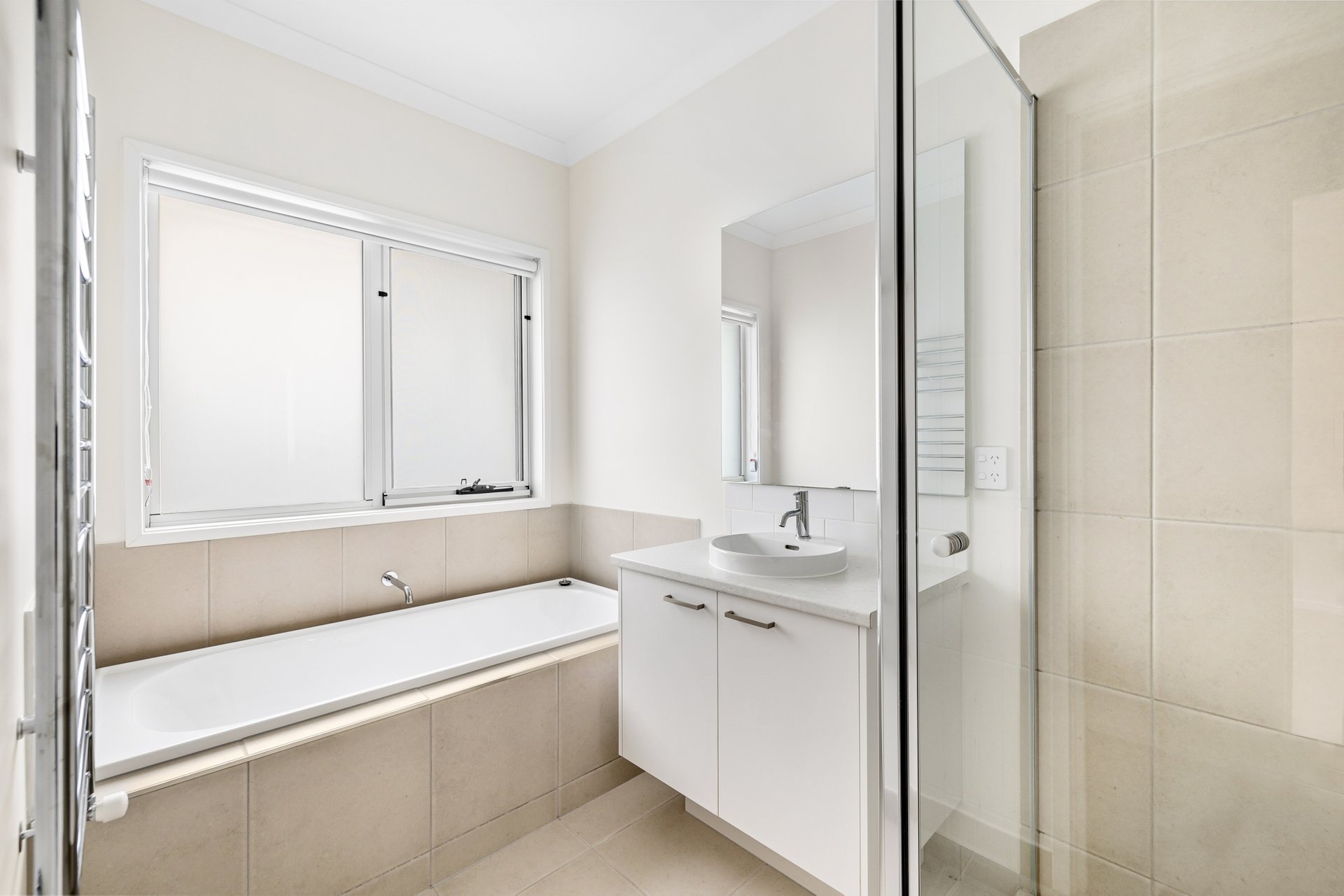 Property Gallery Thumbnail 8