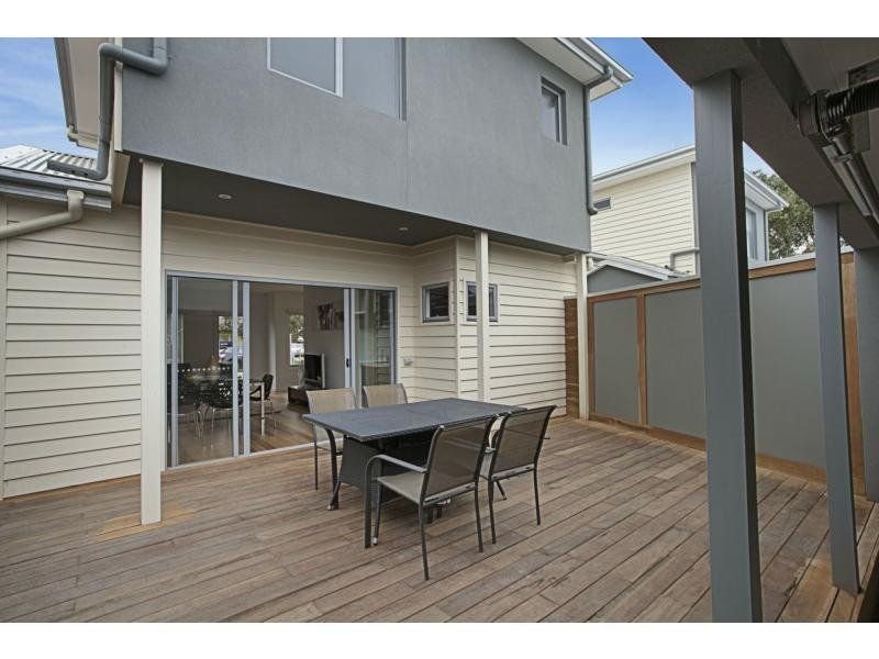 2/9 Strong Street, Spotswood image 6