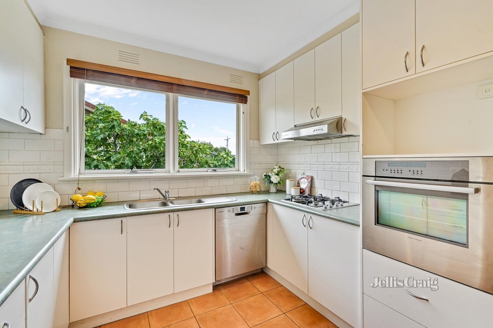 29 Talbot Road, Mount Waverley image 3