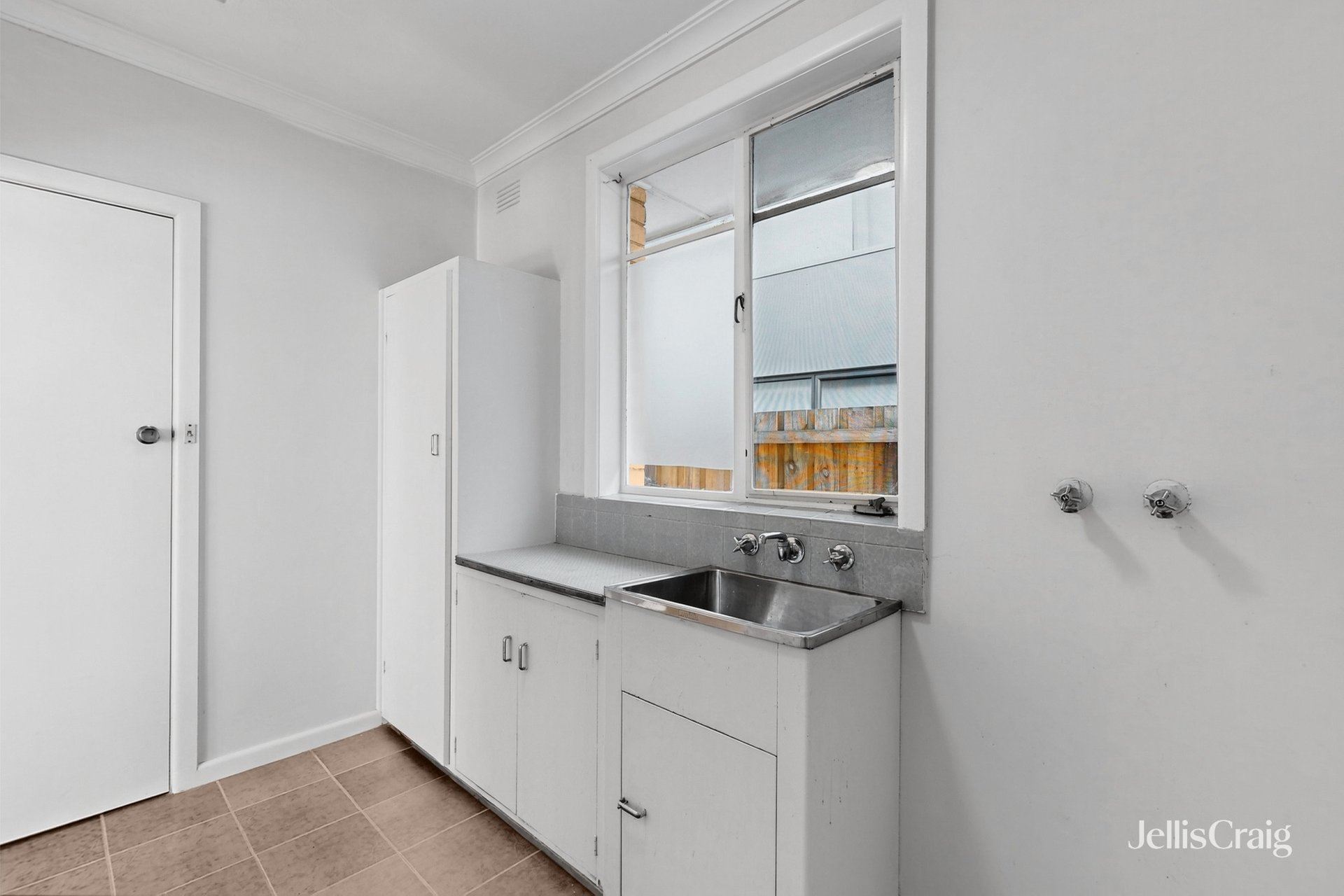 29 Thomasina Street, Bentleigh East image 14