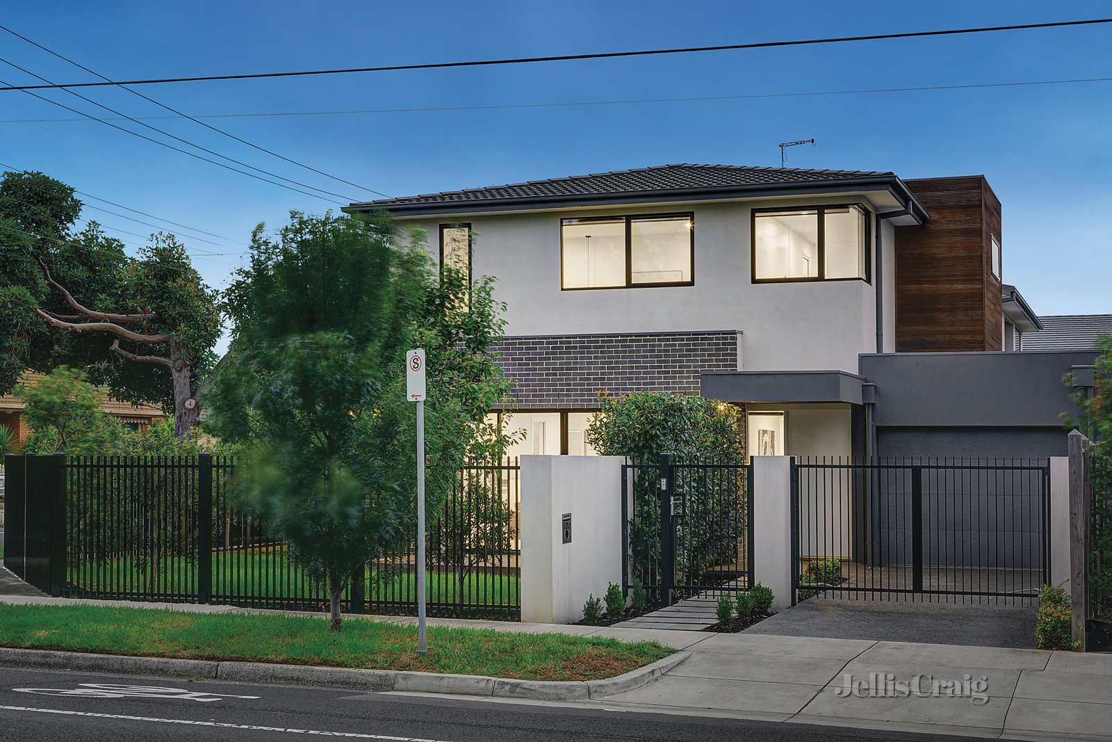 29 Tucker Road, Bentleigh image 1