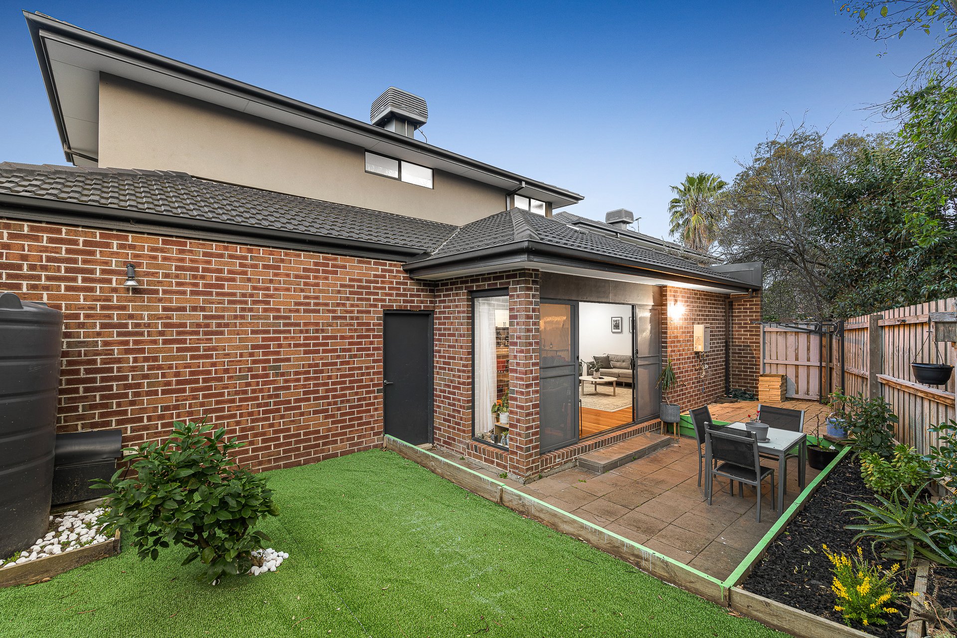 2/9 Valency Court, Mitcham image 12