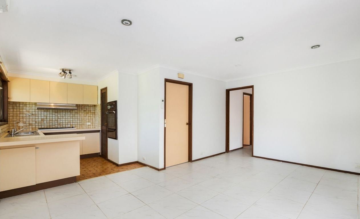 Property Gallery Thumbnail 3