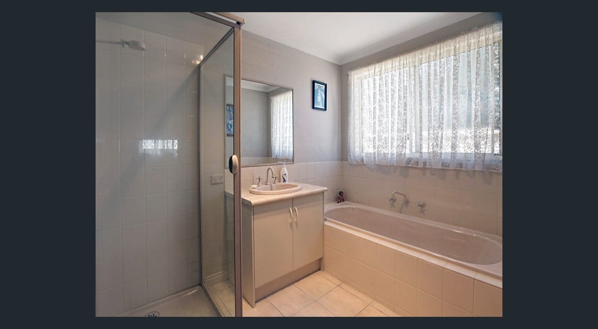 Property Gallery Thumbnail 3