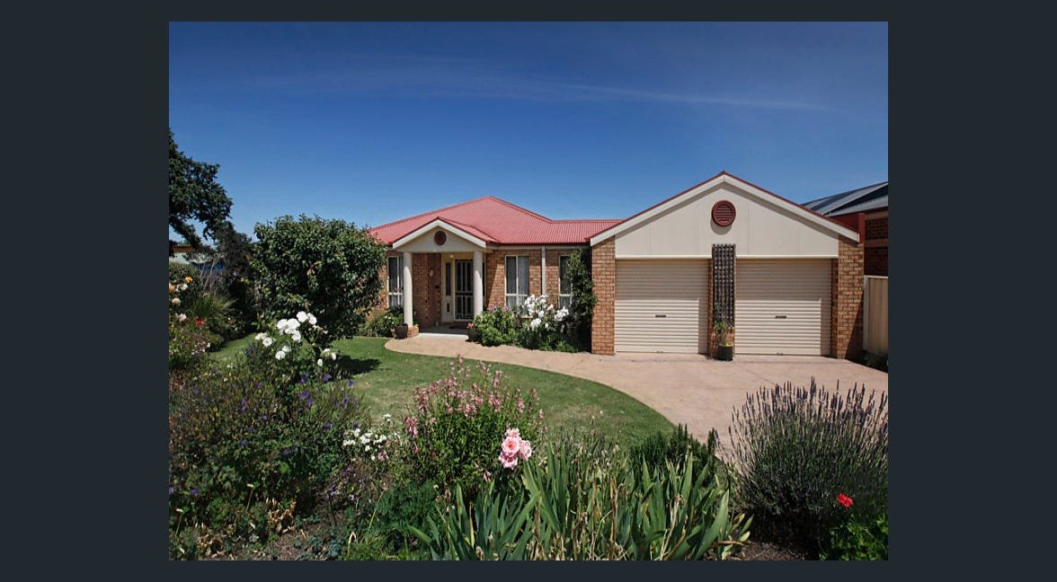 Property Gallery Thumbnail 8