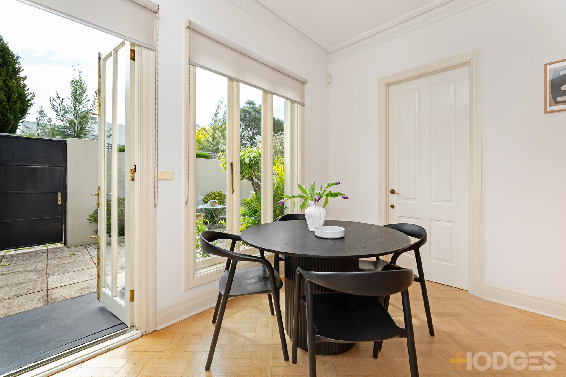 2 / 9 Well Street Brighton