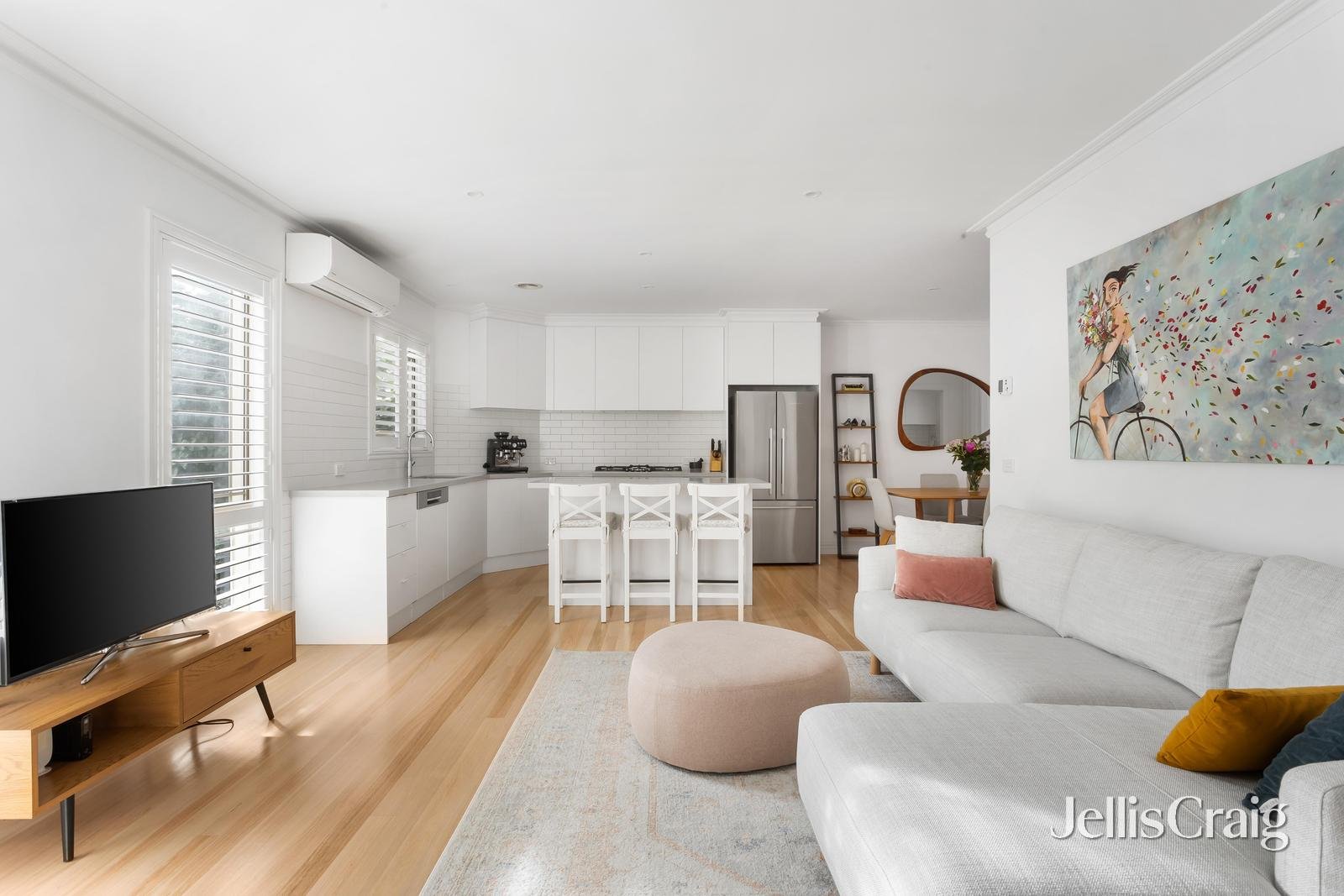 2/90 Deakin Street, Bentleigh&nbsp;East image 2