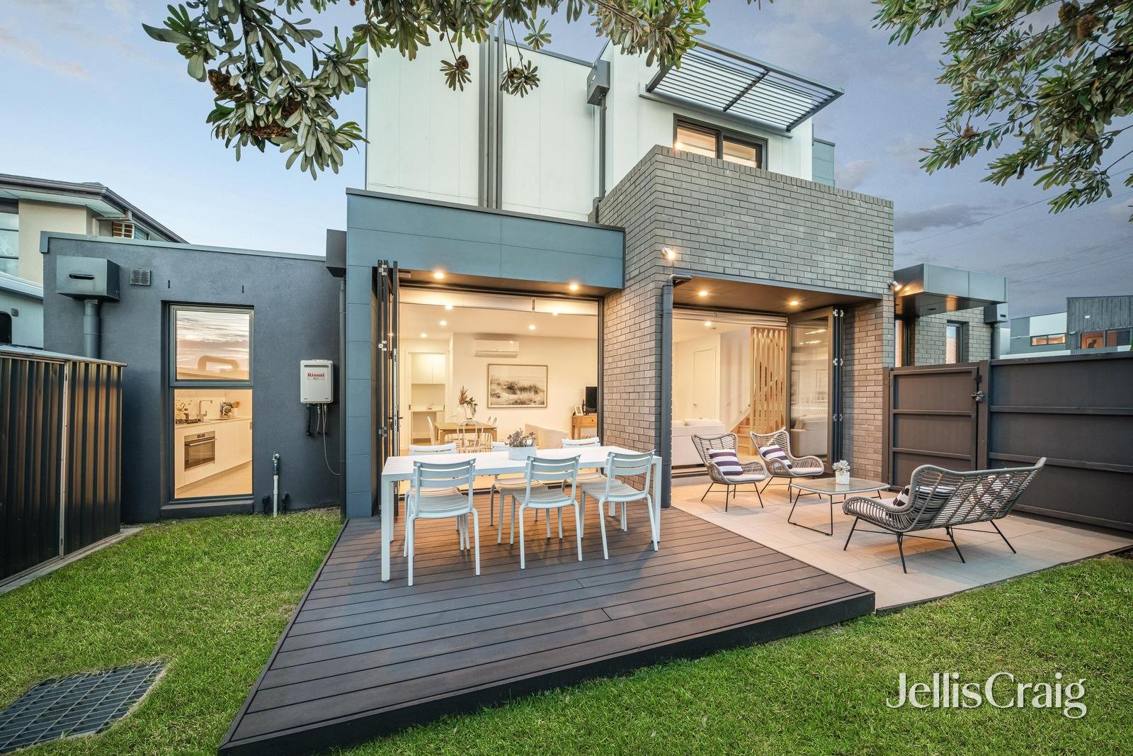 290 Station Street, Chelsea image 13