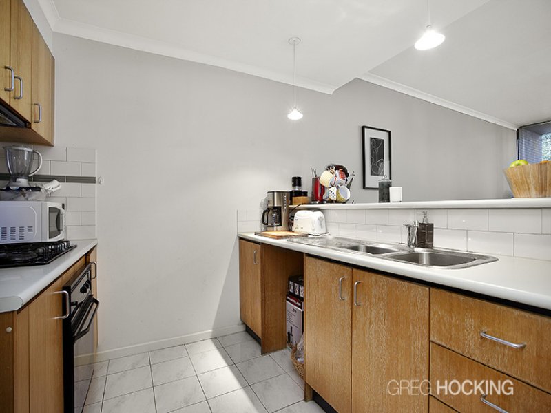 2/90 Wells Street, Southbank image 5