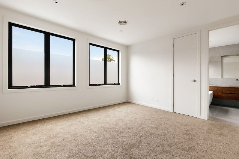 2/90 Yerrin Street, Balwyn image 4