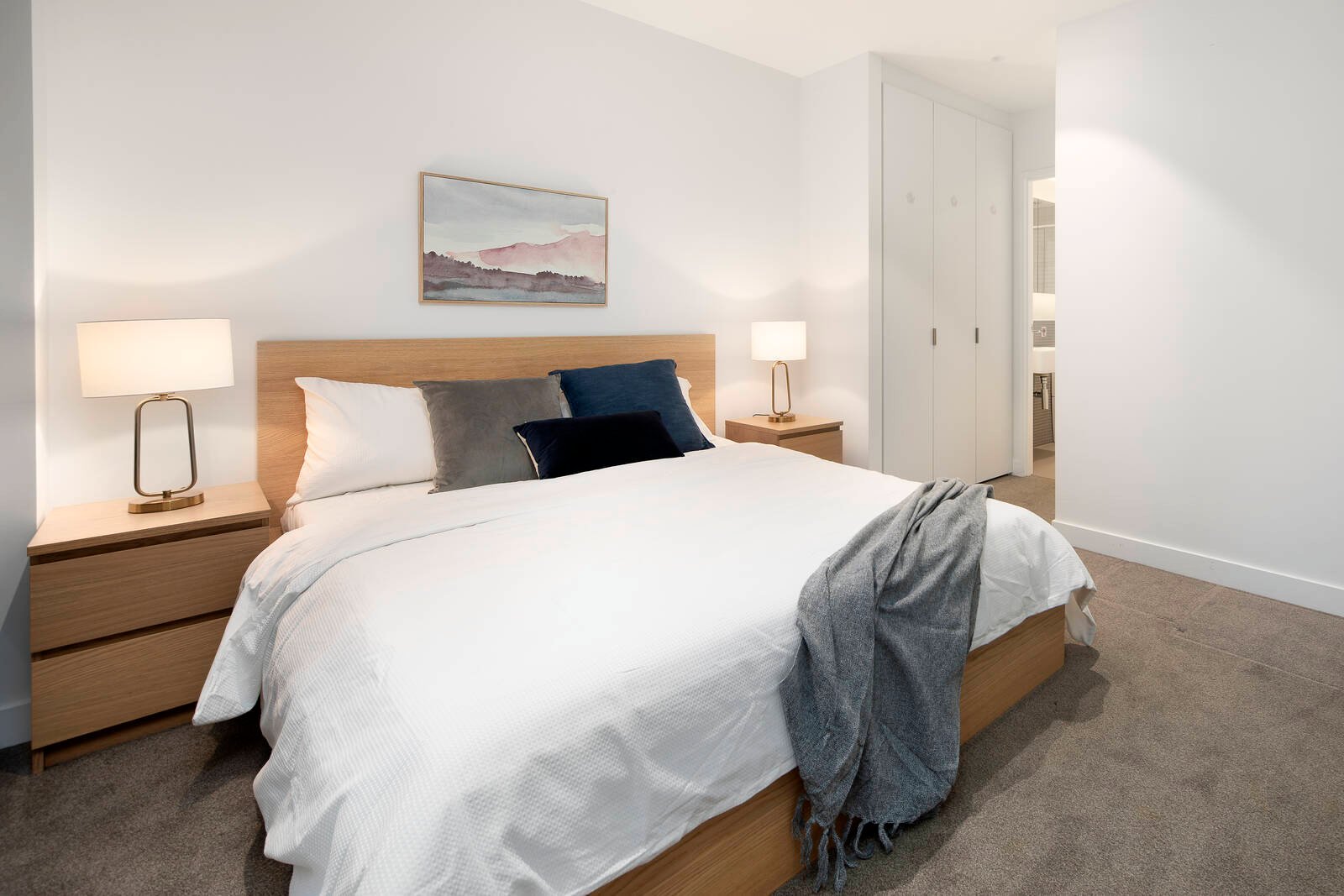 Property Gallery Thumbnail 6