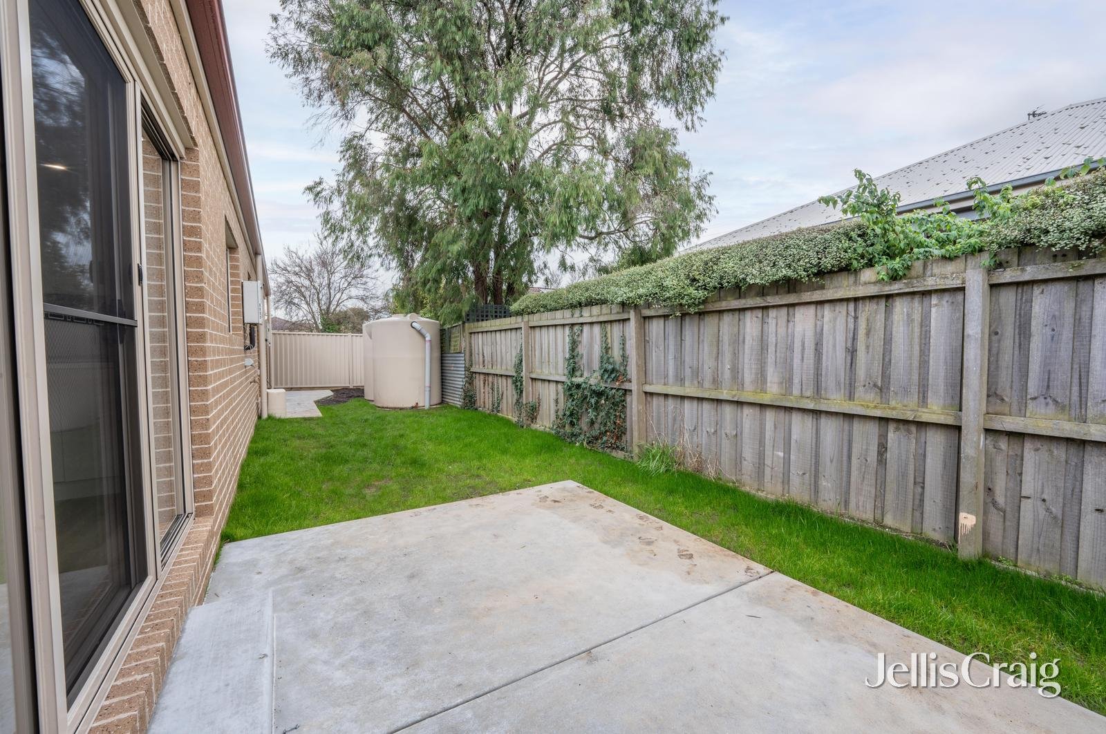 2/904 Talbot Street South, Redan image 8