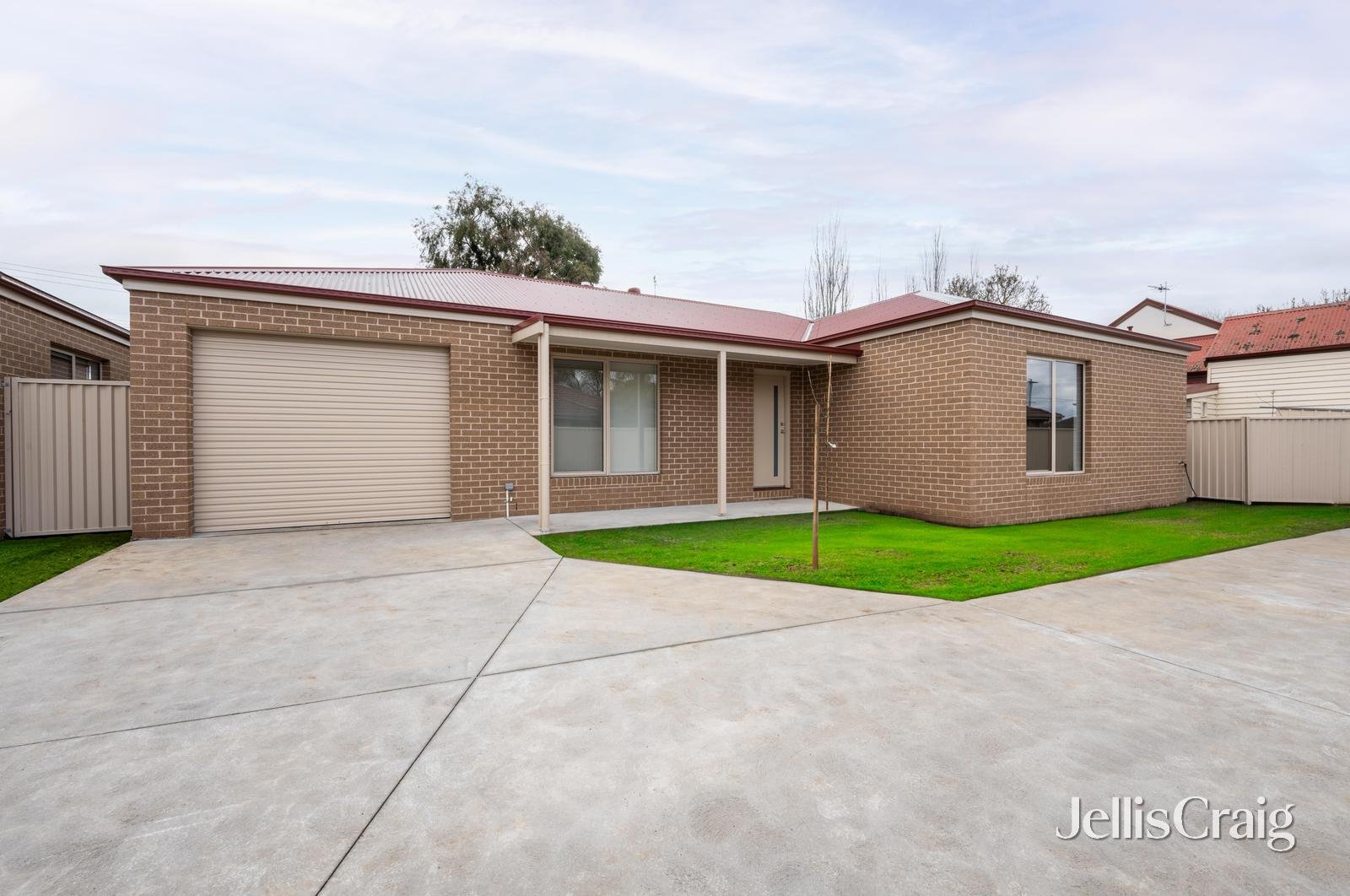 2/904 Talbot Street South, Redan image 1